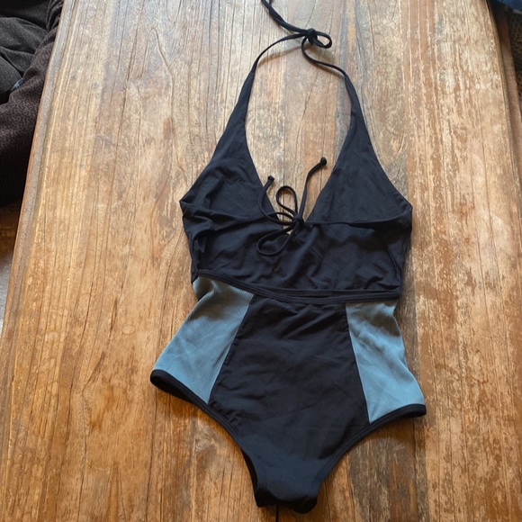 NWOT L Space Fireside one piece swimsuit - Picture 9 of 10